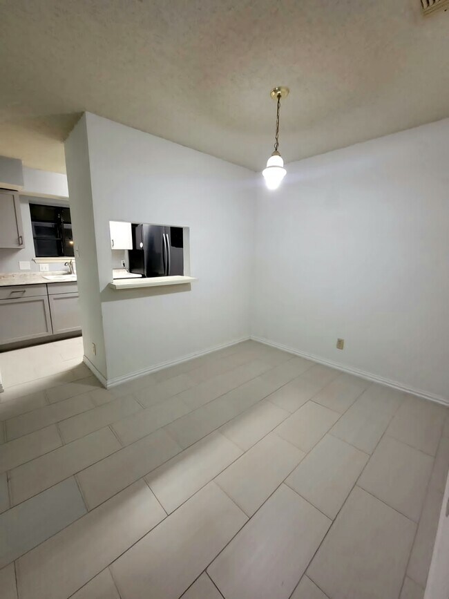 4212 Medical Dr Unit 504, San Antonio, TX 78229 Condo for Rent in San Antonio, TX