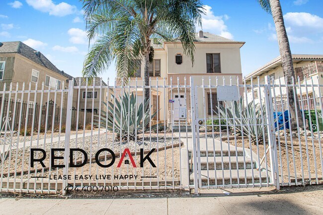 Foto del edificio - 909 1/4 S Kenmore Ave-909 1/4