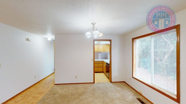 Foto del edificio - Single Level Ranch, Central Air, Large Yar...
