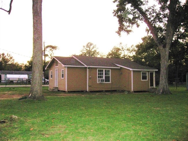 Building Photo - 13679 Wigginsville Rd