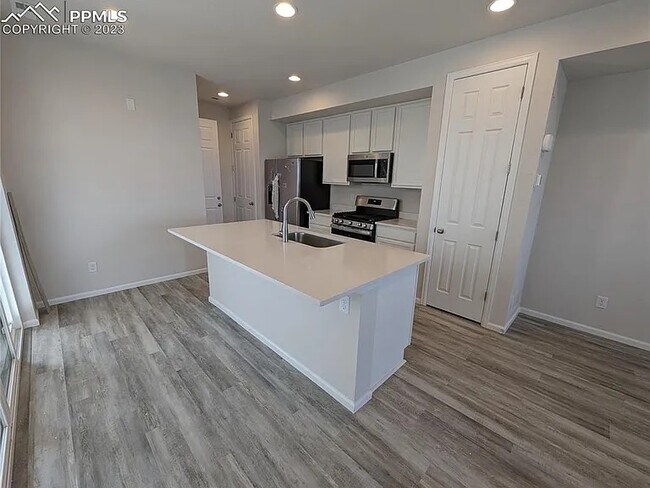 Photo - 2457 Foerster Grass Vw House