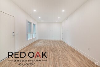 Building Photo - 4000 Mont Clair St