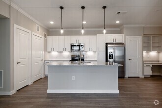 2BR, 2BA - 1,053 SF - Ariza Easton Park