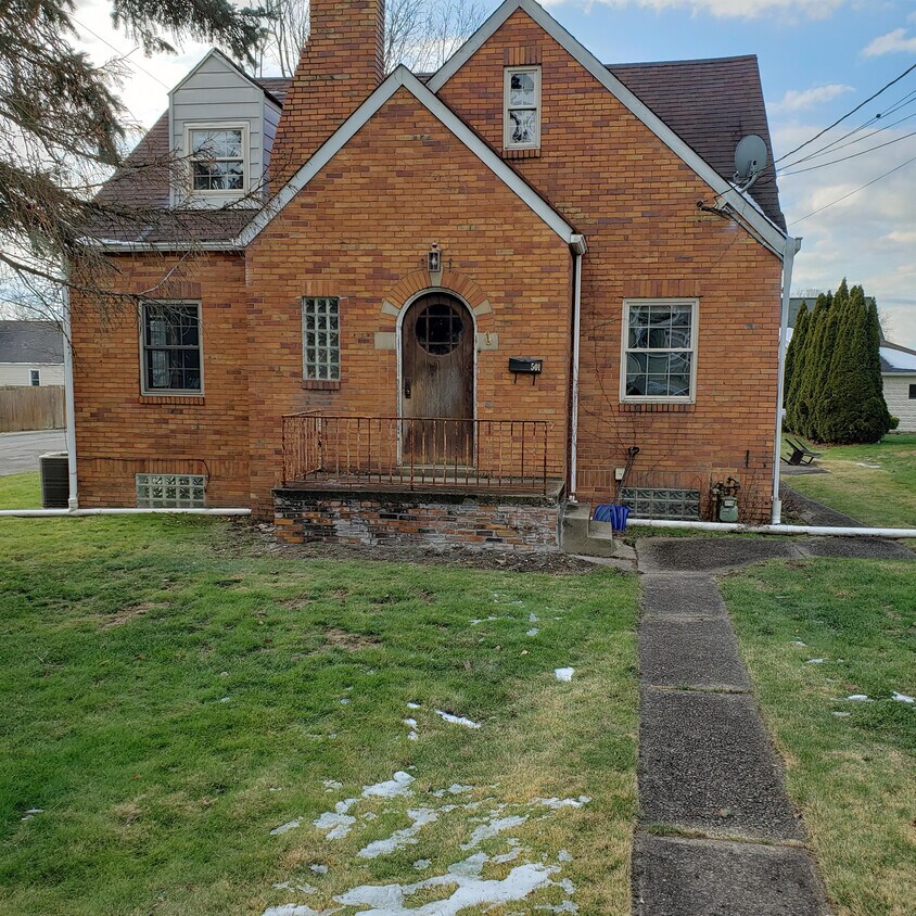 501 Grand Ave, Aliquippa, PA 15001 House Rental in Aliquippa, PA