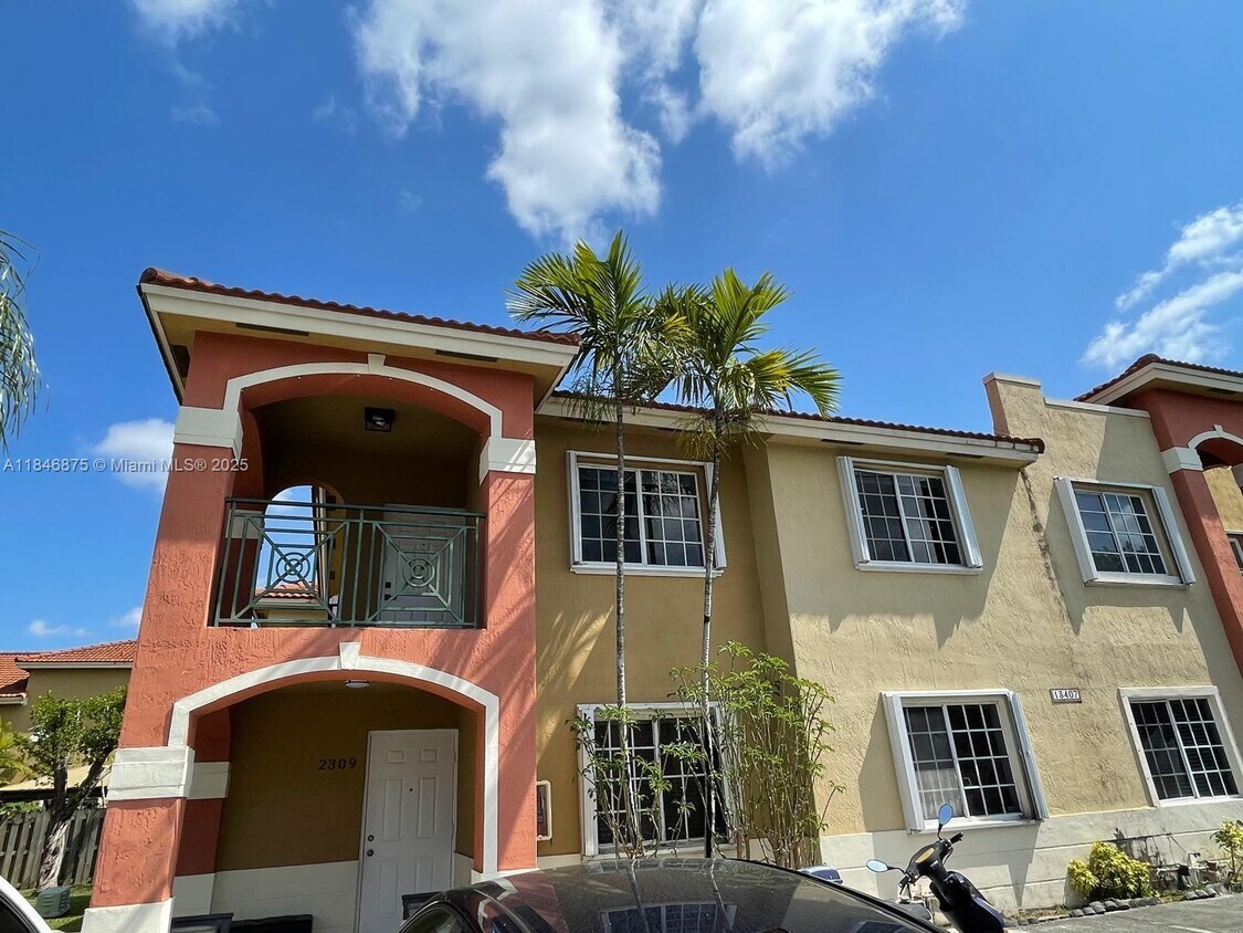 Foto principal - 13407 SW 154th St