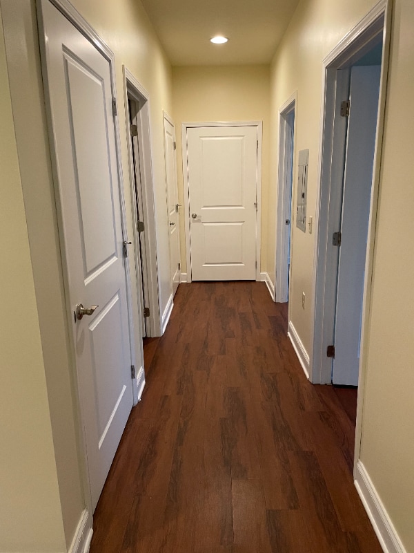 Building Photo - 502 Dickinson St