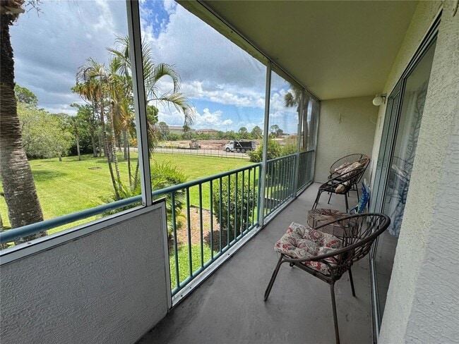 Building Photo - 5557 Sea Forest Dr