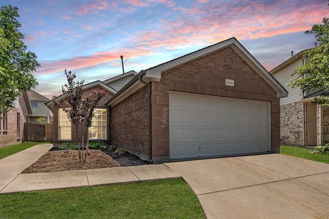 Foto del edificio - 3028 Thicket Bend Ct