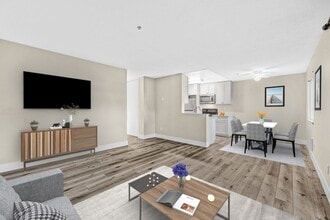 Building Photo - 3624 Silver Oaks Way