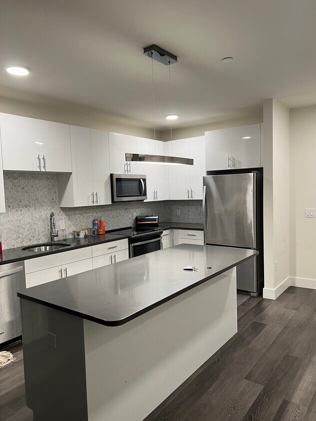 Beautiful, luxury 2 bedroom apartment! - 1 Vermella Way