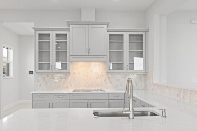 Building Photo - 5579 Liberty Ln
