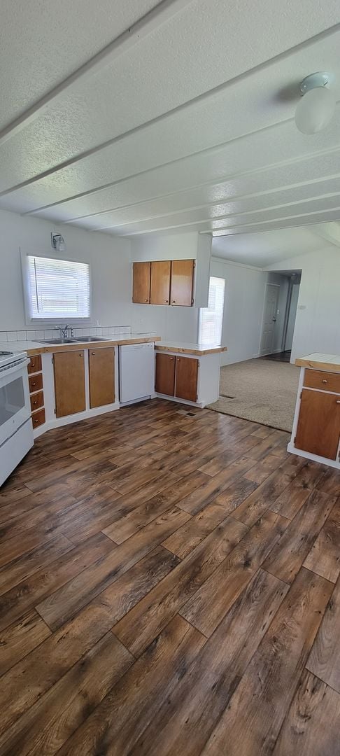 Building Photo - 3135 Calloway Dr