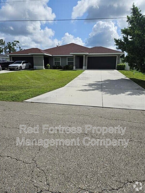 Building Photo - 167 Meadow Rd