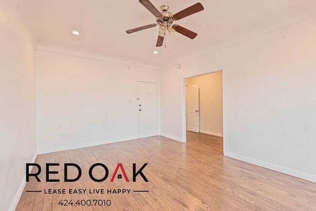 Foto del edificio - 706 N St Andrews Pl