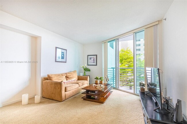 Building Photo - 335 S Biscayne Blvd