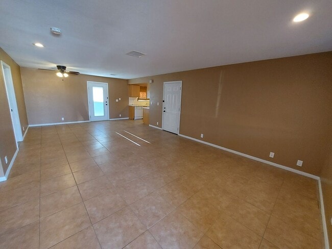 Building Photo - 56164 Papago Trail