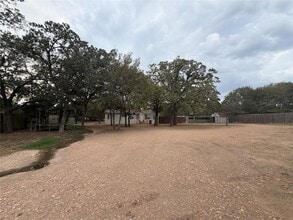 Building Photo - 138 Maegan Ln