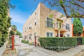 Building Photo - 1437 N Las Palmas Ave