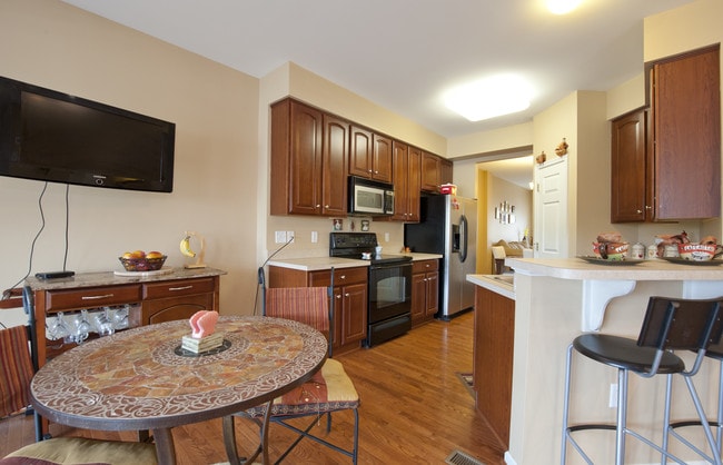 Kitchen - 78 N Savanna Dr