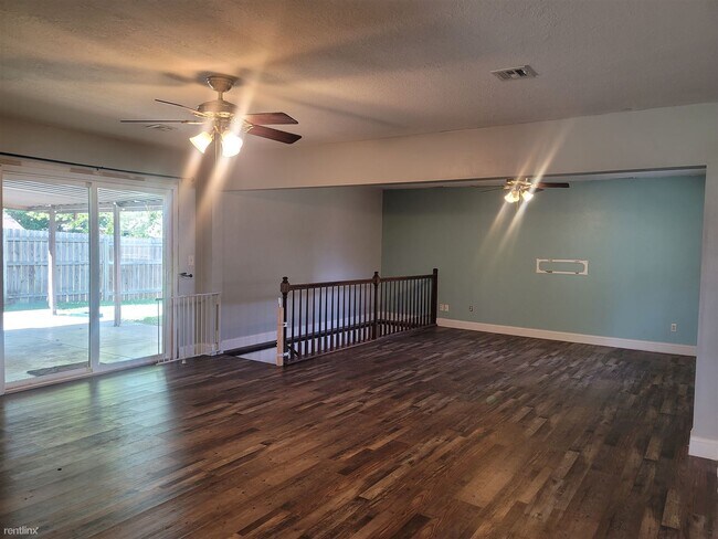 Foto del edificio - 4 br, 2 bath House - 4549 South Washington...
