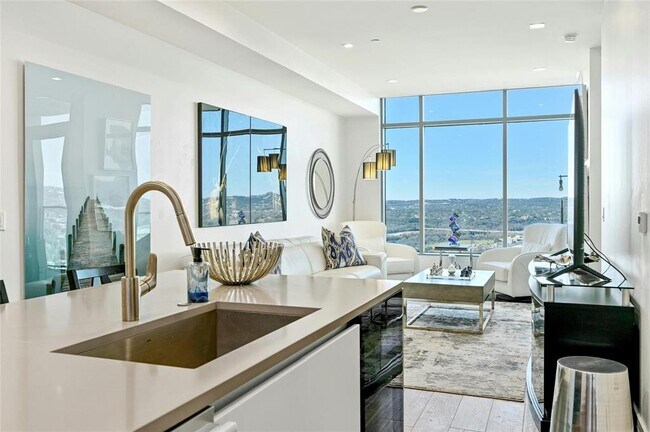 Foto del edificio - 501 West Ave