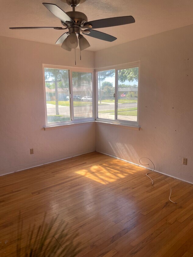 Foto principal - 1234 Arizona Ave