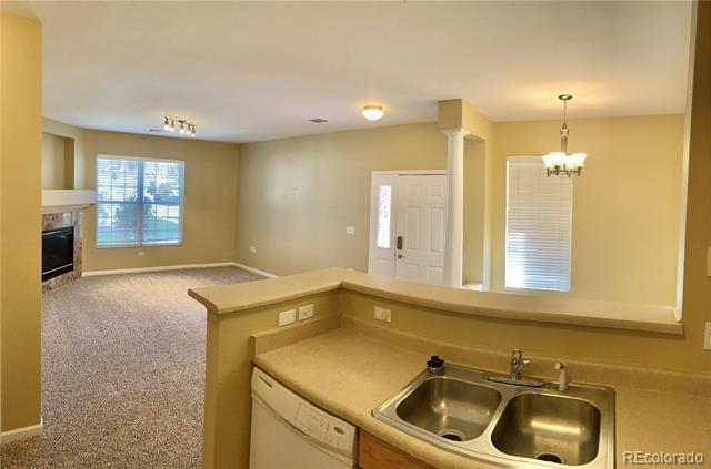 Foto del edificio - 4045 S Crystal Cir