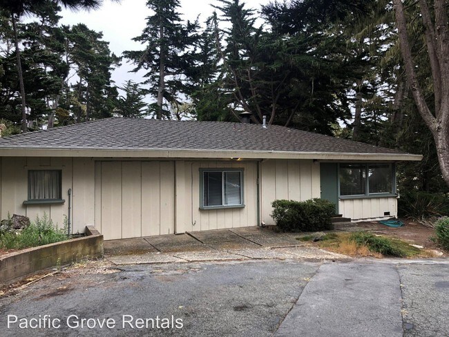 Foto del edificio - 1 br, 1 bath House - 3253 17 Mile Drive