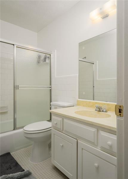 Building Photo - 307 Adair St