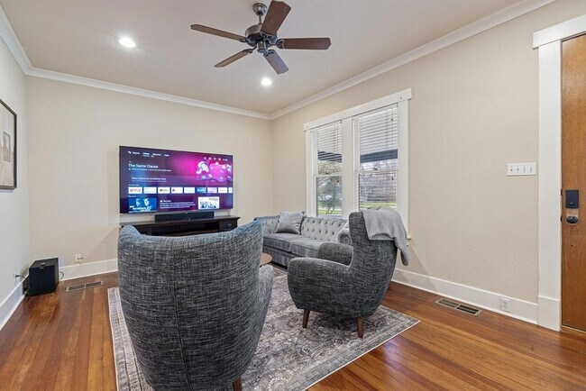 Foto del edificio - 1211 Lexington St