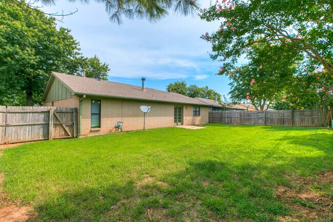 Foto del edificio - 8240 NW 85th St