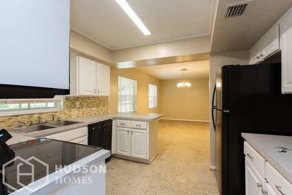 Building Photo - NOW AVAILABLE! 8412 Bedford Ln, Tampa, FL,...