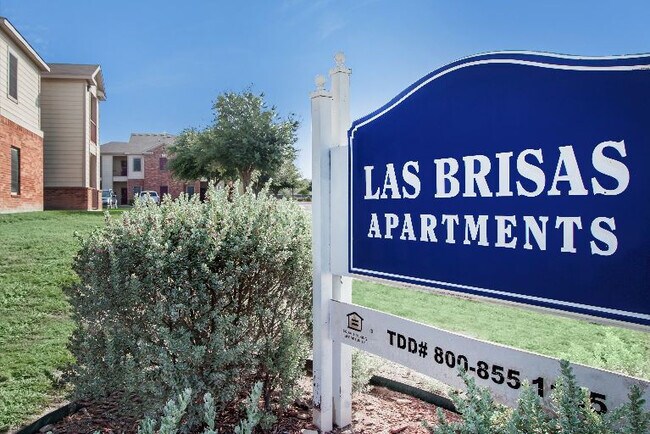 Foto del edificio - Las Brisas Apartments