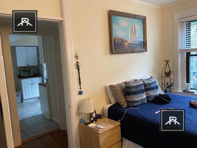 Building Photo - 3 bedroom in Brookline MA 02445