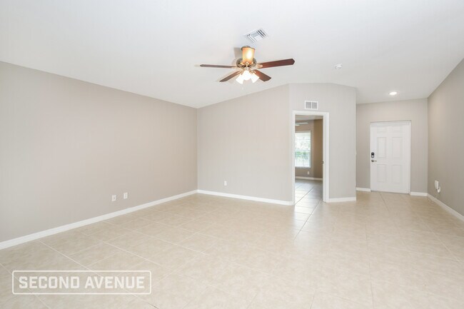 Foto del edificio - 3270 Bowline Ave