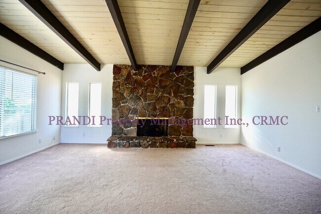 Building Photo - 151 Dominican Dr