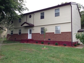 Building Photo - 2205 Vienna Rd