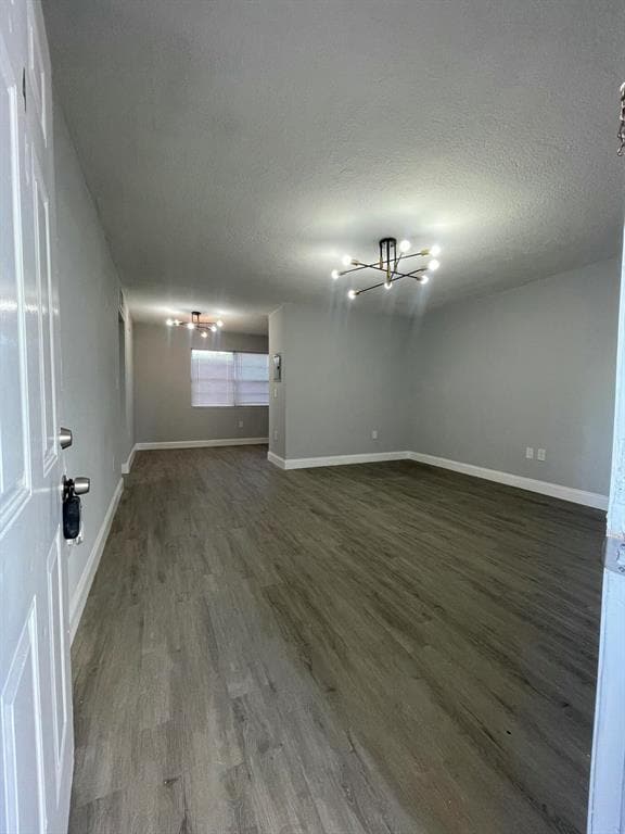 Building Photo - 198 SE 7th St