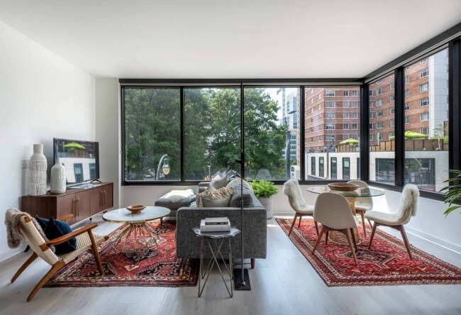 Foto del edificio - 731 Peachtree Rd NE