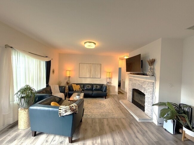 Foto del edificio - 50 Indian Paintbrush Ln