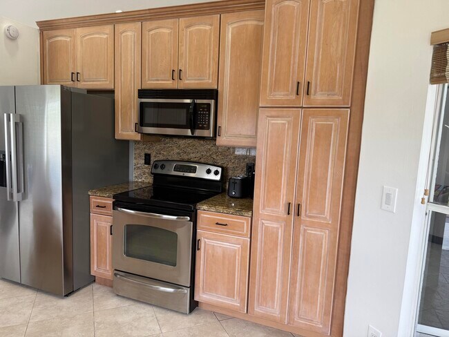 Building Photo - 9549 Aegean Dr