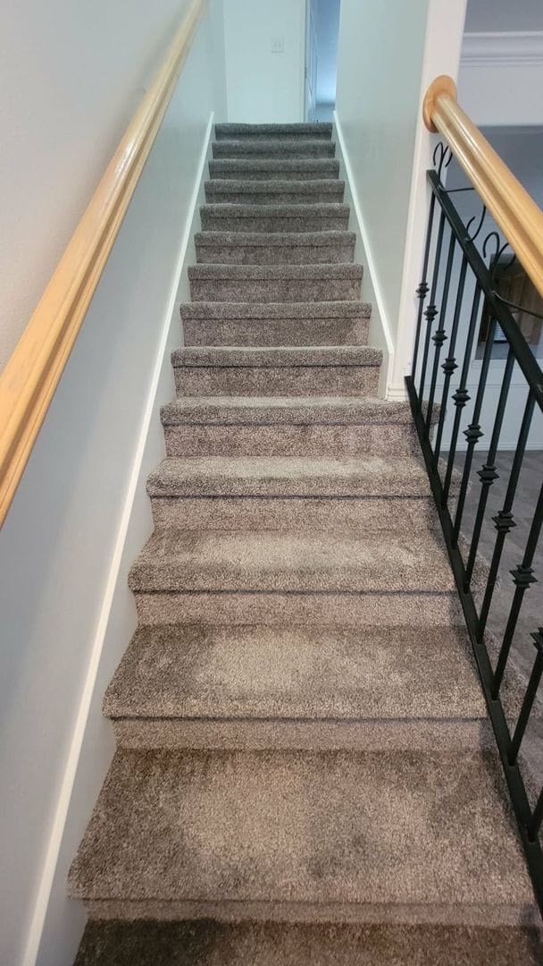 Foto del edificio - Townhome in Fantastic Springville Location