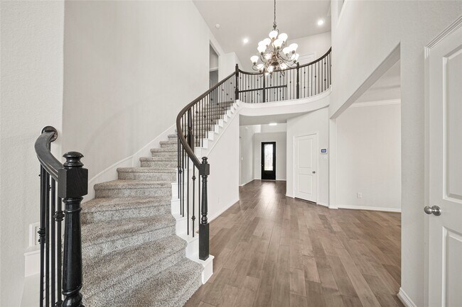 Foto del edificio - 8930 Emerald Cane Dr