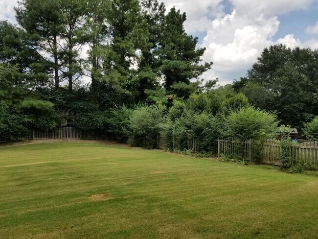 Building Photo - 10580 Stonepoint Pl