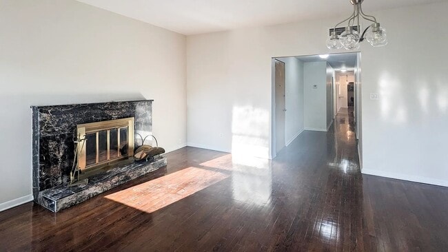 Foto del edificio - 5219 S Greenwood Ave