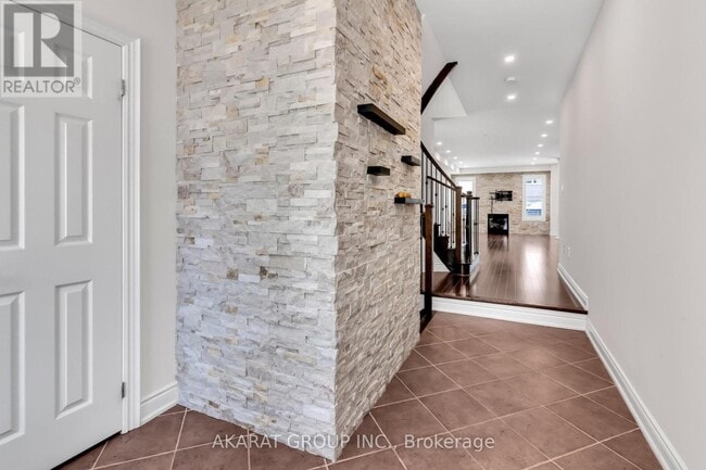 Building Photo - 2394 Alstep Way