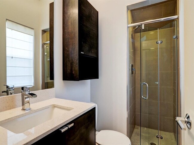 Foto del edificio - 1401 Fairview St