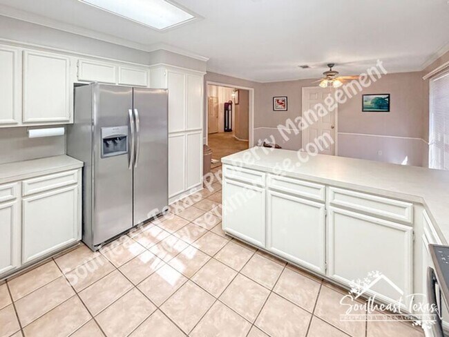 Foto del edificio - 6345 Tahoe Dr