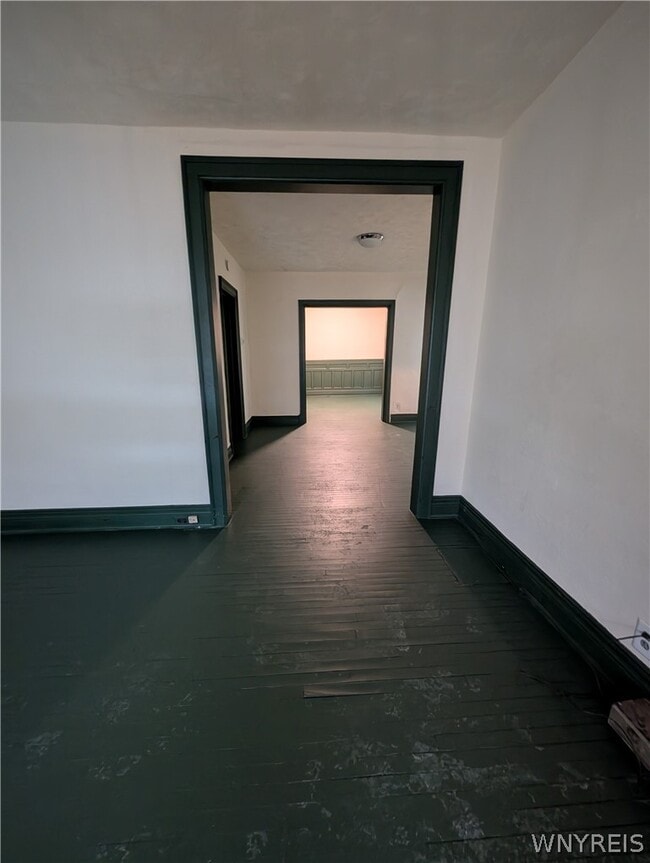 Building Photo - 67 Barton St