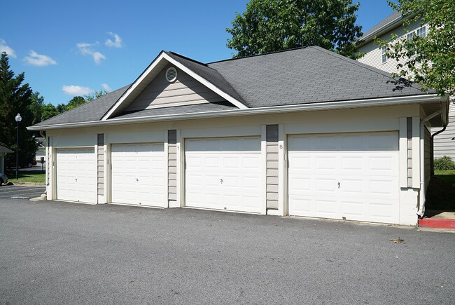 Foto del edificio - 9121 Gracious End Ct